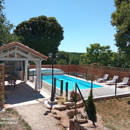 Le Logis Du Foirail Daire Saint-Projet  Dış mekan fotoğraf